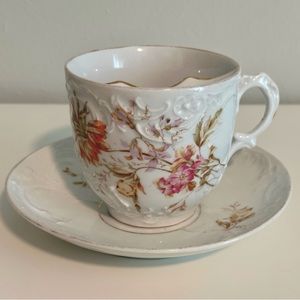 *💛 2 for $30* VTG Mustache teacup and saucer